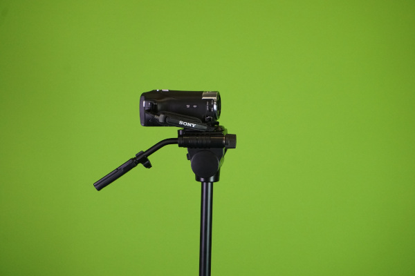 sony-camera-on-tripod.JPG