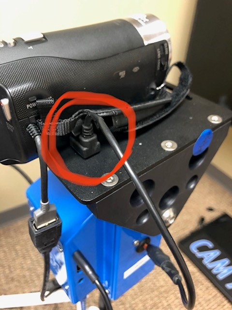 zoom-cable-connection.jpg