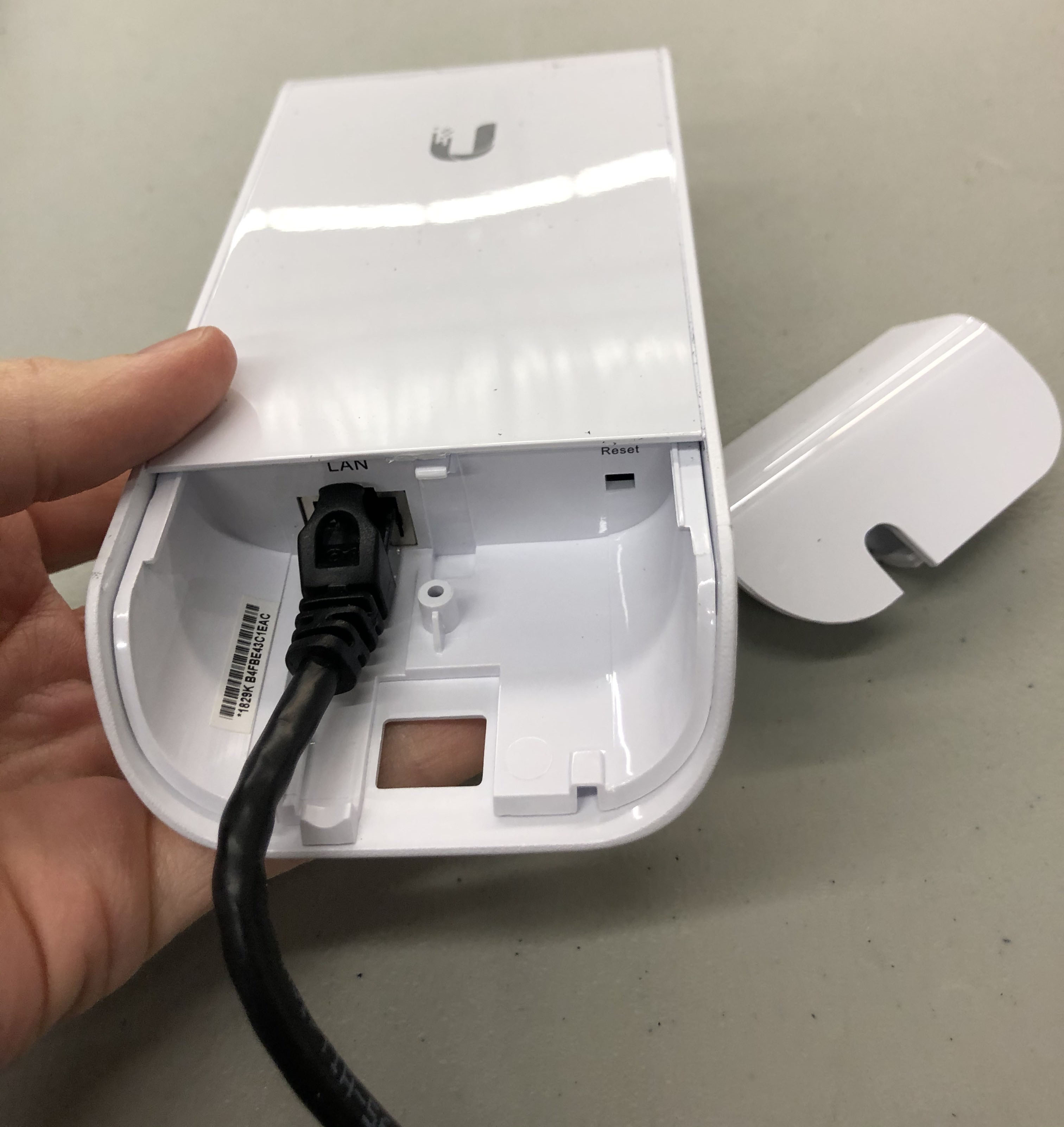wc_small_m5_antenna_exposed_ethernet_port.jpg