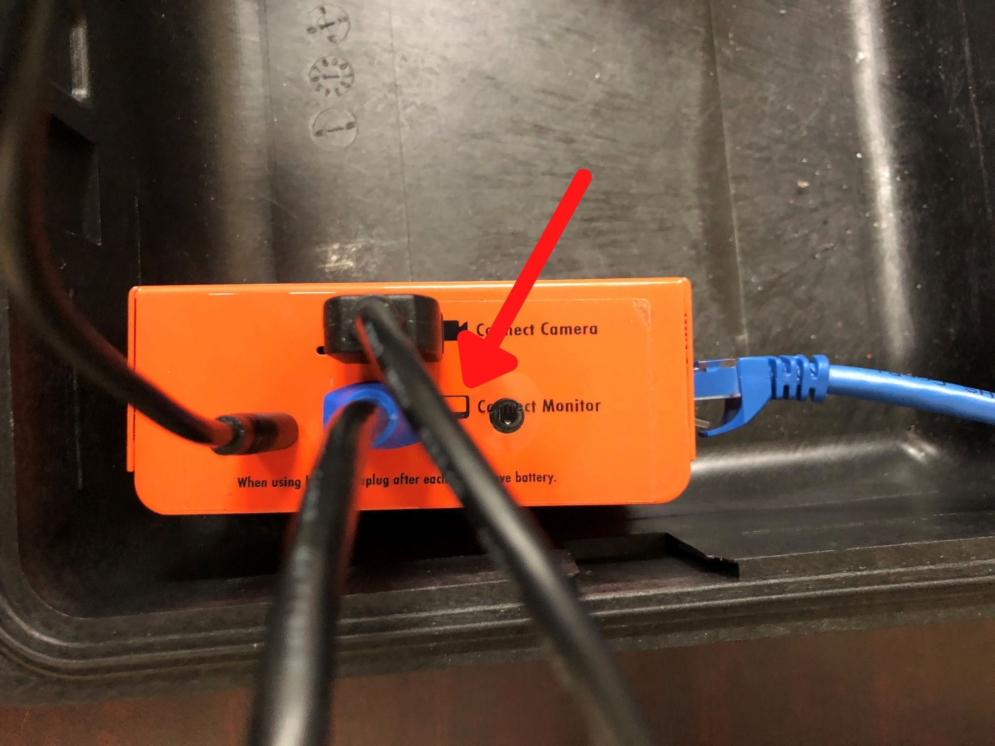 EDGE_Replay_Box_Connect_Monitor_HDMI_2.jpg